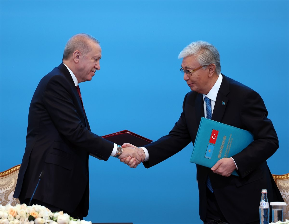 Tokaev and Erdogan hold meeting in Astana